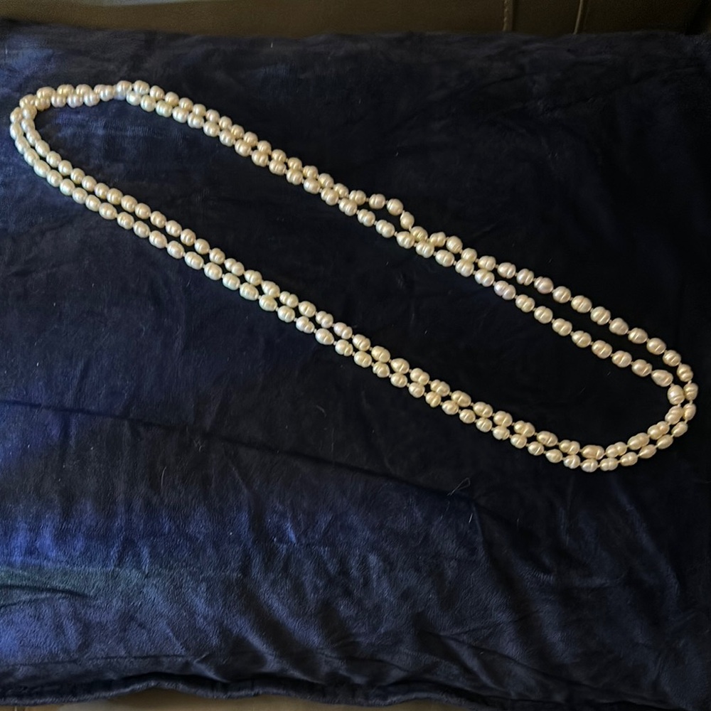 Elegant Pearl Necklace